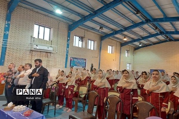 نواخته شدن زنگ هفته مبارزه با اعتیاد و آسیب های اجتماعی در دبستان  آزاده بهبهان