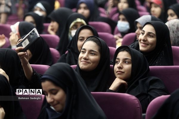 همایش دانشجو معلمان ورودی ۱۴۰۲ دانشگاه فرهنگیان