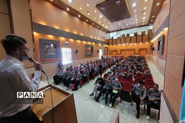 برگزاری کارگاه مهارتی آشنایی وپیشگیری از سالک در دبیرستان نمازی  شیراز