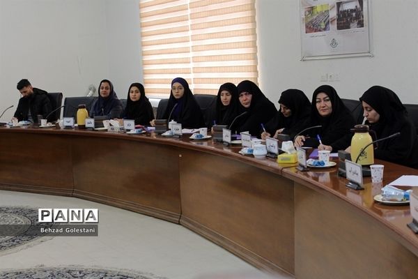 جلسه توجیهی برنامه‌های سازمان دانش‌آموزی در ارومیه