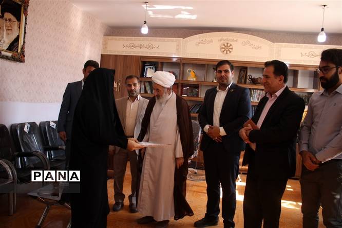 بازدید مدیرسازمان دانشآموزی استان لرستان از مدارس شهرستان کوهدشت