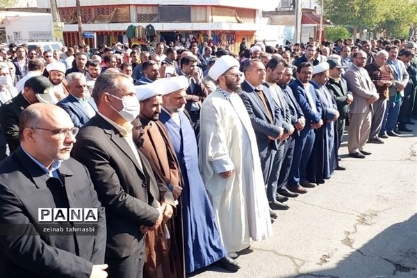 تجمع دانش‌آموزان و فرهنگیان سروستانی در  حمایت از کودکان غزه