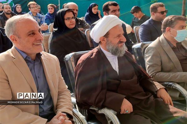 گرامیداشت ولادت حضرت زینب(س) و روز پرستار در بیمارستان شهید ستاری قرچک