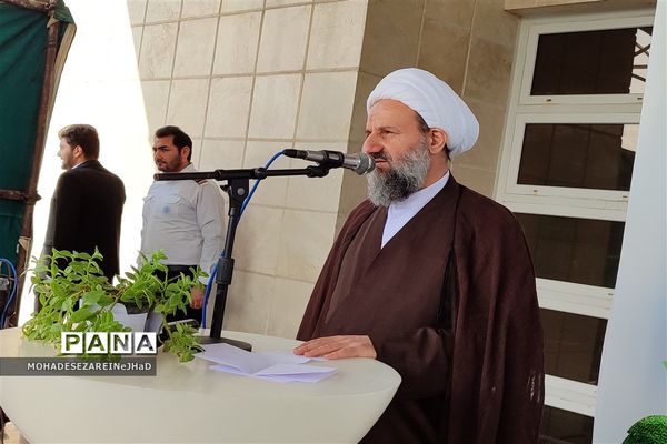 گرامیداشت ولادت حضرت زینب(س) و روز پرستار در بیمارستان شهید ستاری قرچک