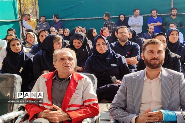 گرامیداشت ولادت حضرت زینب(س) و روز پرستار در بیمارستان شهید ستاری قرچک