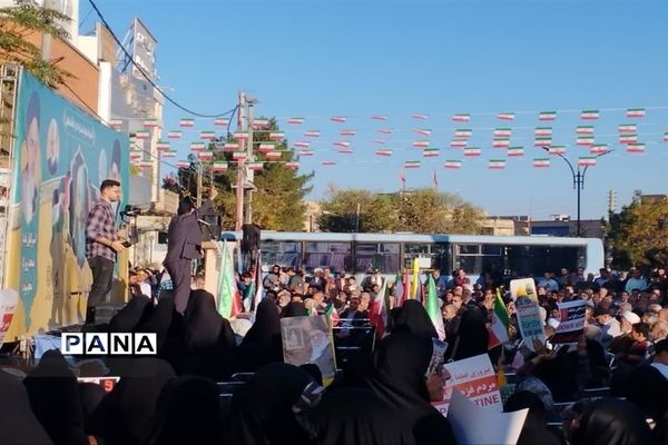 راهپیمایی حماسی مردم دارالمومنین کاشان