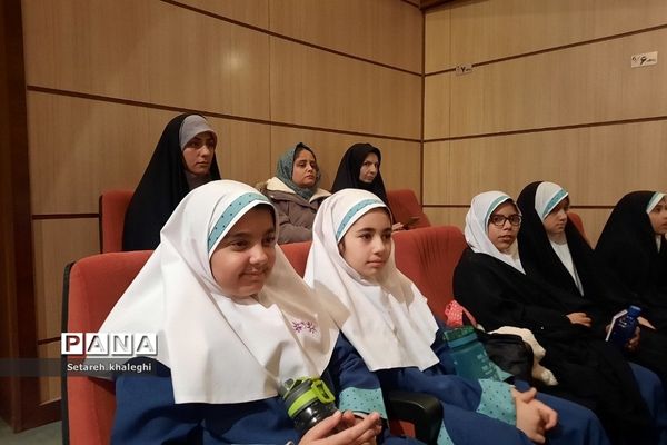 برنامه‌‌های فرهنگی هنری در کتابخانه کوثر دماوند به‌مناسبت هفته کتابخوانی