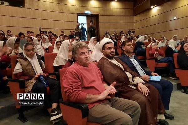 برنامه‌‌های فرهنگی هنری در کتابخانه کوثر دماوند به‌مناسبت هفته کتابخوانی