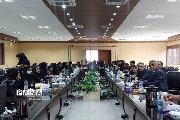 گردهمایی مدیران پژوهش سراهای دانش‌آموزی استان اصفهان