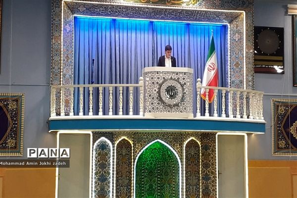 حضور پرشور مردم در نماز جمعه شهرستان رباط‌کریم