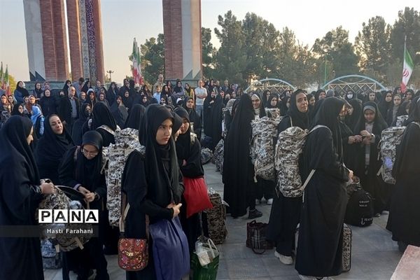 اعزام دانش‌آموزان دختر شهرستان‌قرچک به اردوی راهیان نور