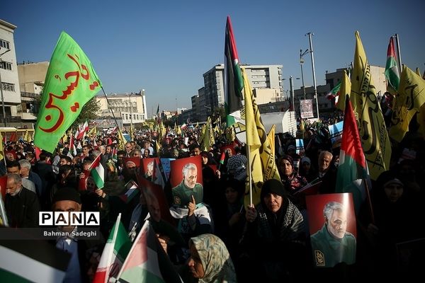 راهپیمایی مردم تهران در حمایت از کودکان و زنان مظلوم غزه