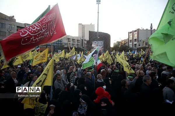 راهپیمایی مردم تهران در حمایت از کودکان و زنان مظلوم غزه