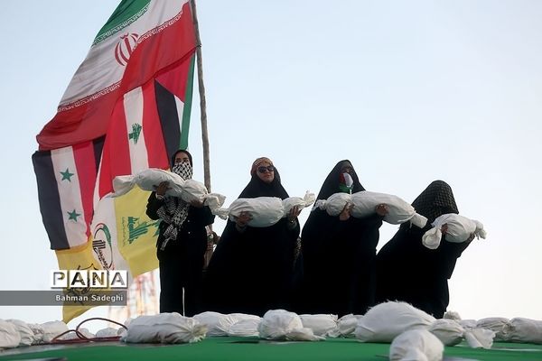 راهپیمایی مردم تهران در حمایت از کودکان و زنان مظلوم غزه