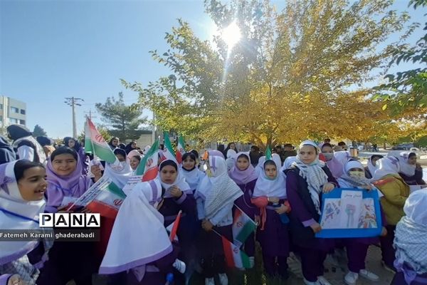 تجمع مردم قادراباد در دفاع از فلسطین و محکومیت جنایت های رژیم صهیونیستی