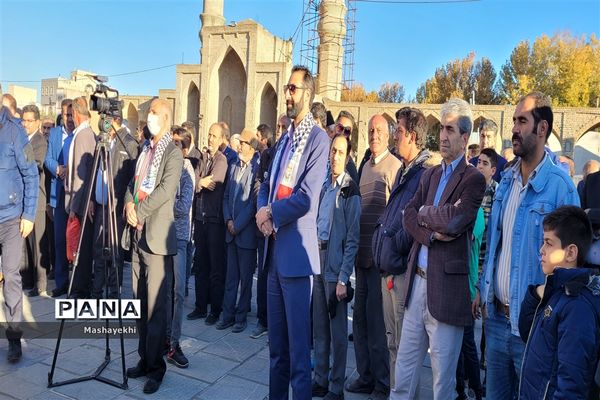 اجتماع پرشور مردم گلپایگان در جهت حمایت از کودکان فلسطین و اعلام محکومیت از رژیم کودکش صهیونیسم