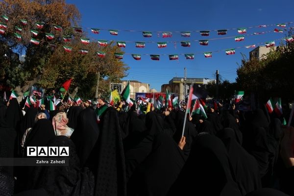 تجمع مردم استان مرکزی در حمایت از کودکان غزه و فلسطین