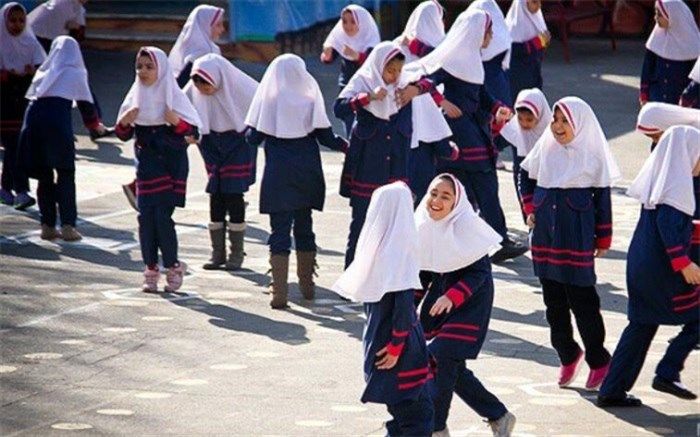 دانش‌آموزان ابتدایی روز سه‌شنبه بدون کیف به مدرسه می‌روند