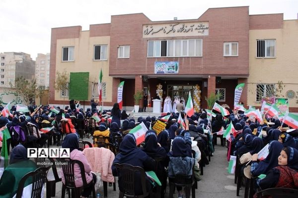 جشن میلاد حضرت زینب در آموزشگاه فرزانگان ناحیه یک بهارستان