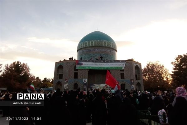 برگزاری اجتماع بزرگ عاشقان مبارزه با اسرائیل در مشهد