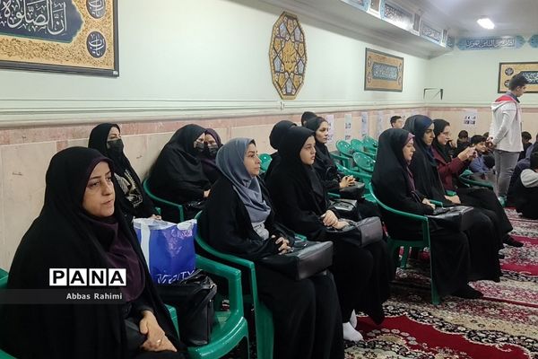 انتخابات وهمایش همیار مشاور در دبیرستان پسرانه  هیات امنایی نور در پاکدشت