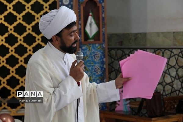 برگزاری جشن تکلیف دانش‌آموزان دبستان ام البنین یک در امامزاده عبدالله(ع) شهرری