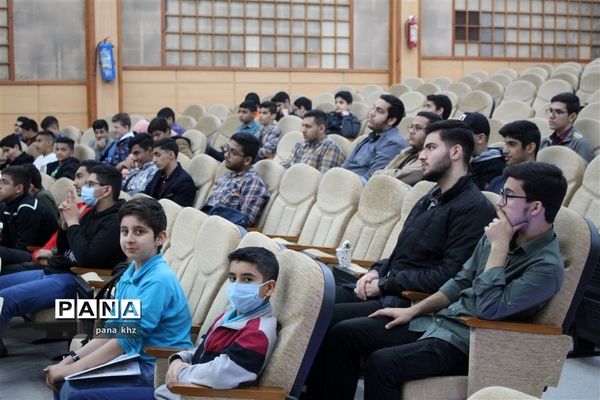 سومین روز از دوره آموزشی دانش‌آموز خبرنگاران اهواز