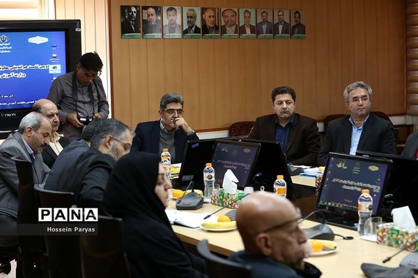دومین نشست هم‌اندیشی معاونان آموزش متوسطه ادوار وزارت آموزش و پرورش
