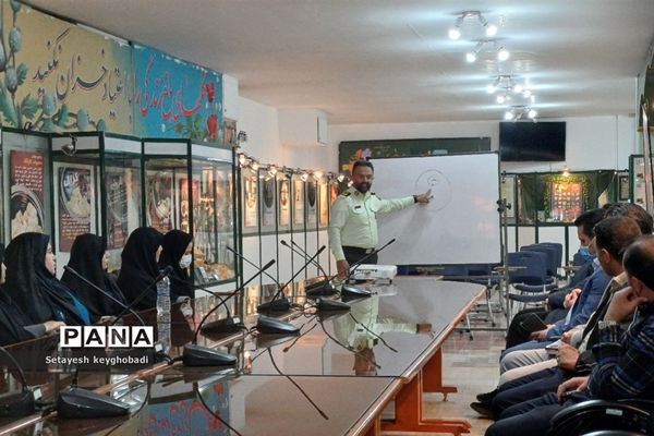 نمایشگاه مواد مخدر و پیشگیری از آسیب های اجتماعی استان اصفهان
