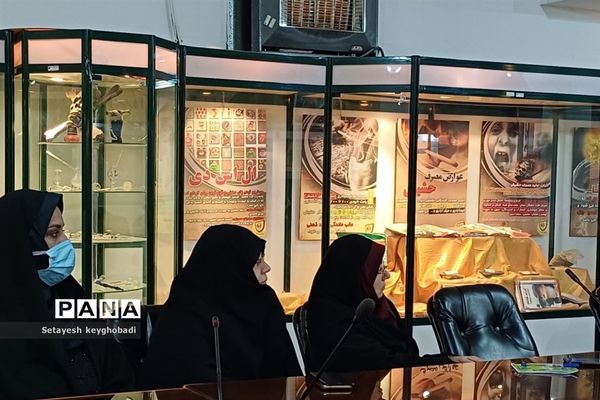 نمایشگاه مواد مخدر و پیشگیری از آسیب های اجتماعی استان اصفهان