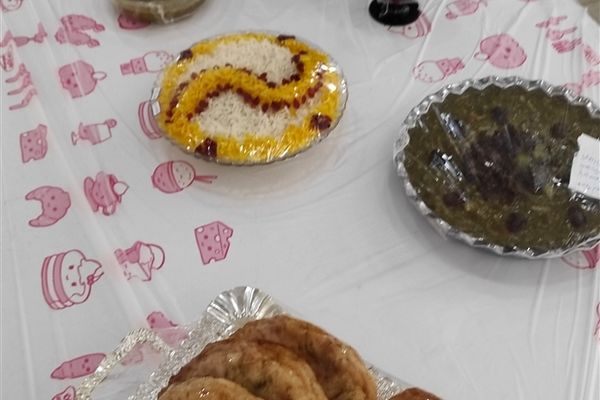 برگزاری جشنواره غذا در دبیرستان نمونه دولتی نجابت