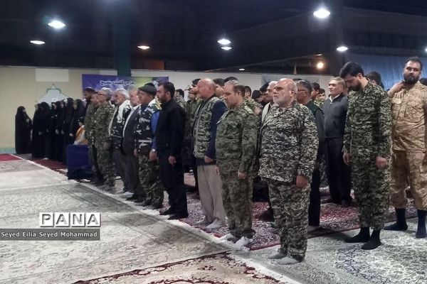 برگزاری شامگاه مشترک بسیجیان شهر قیامدشت به مناسبت هفته بسیج