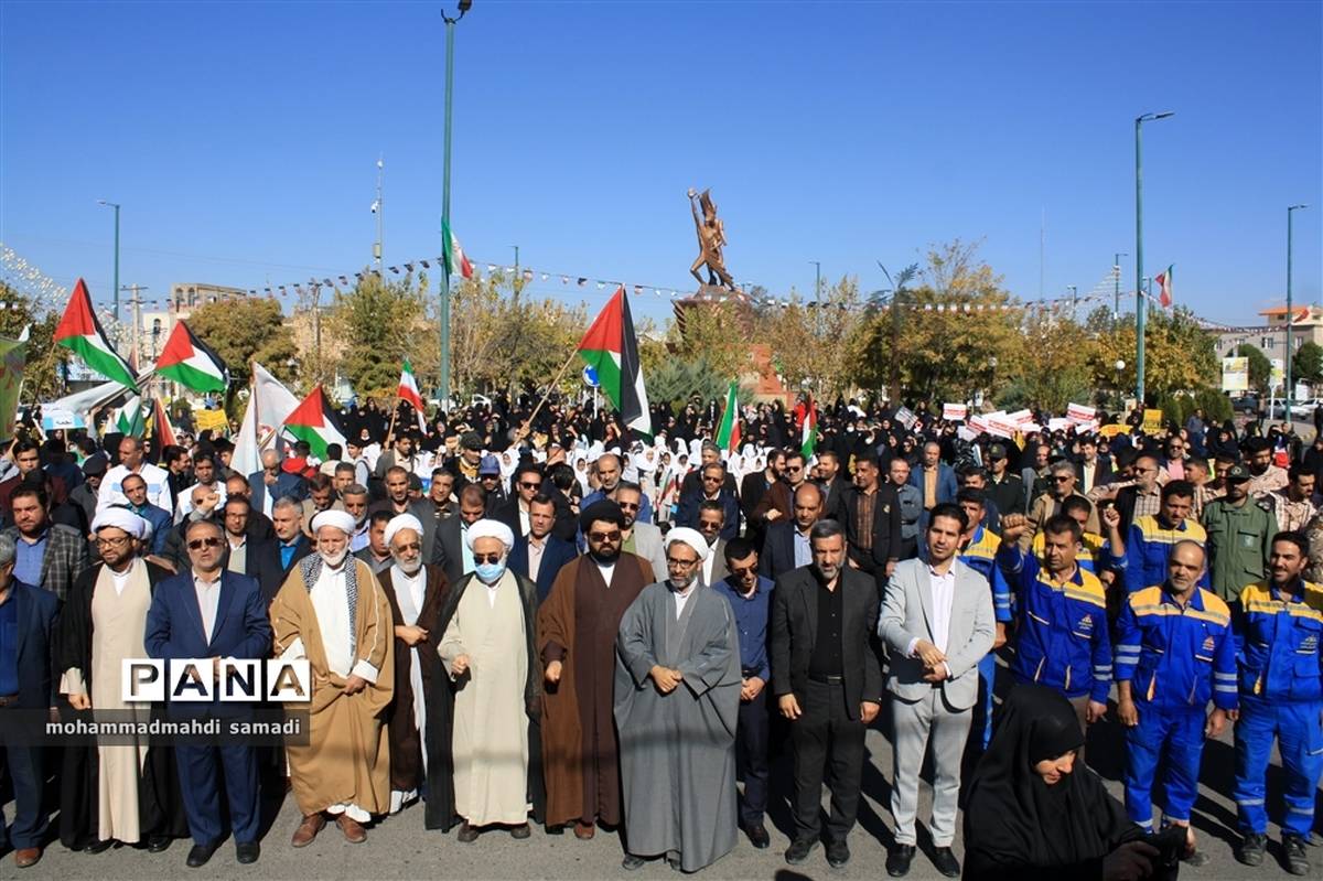 راهپیمایی مردم شهرستان دلیجان در حمایت از کودکان مظلوم فلسطین