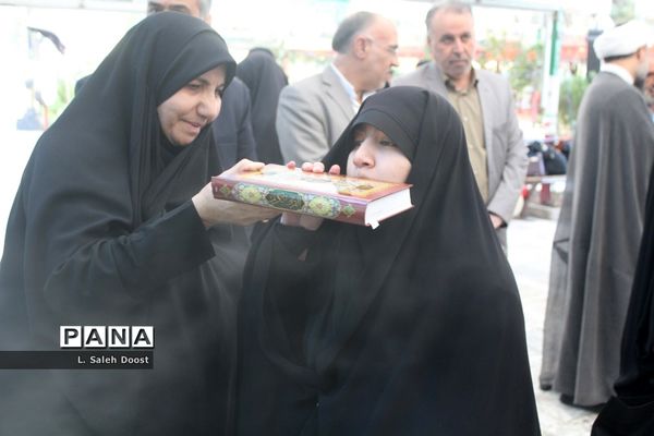 اعزام دانش‌آموزان مدارس دخترانه ناحیه چهار قم به اردوی راهیان نور
