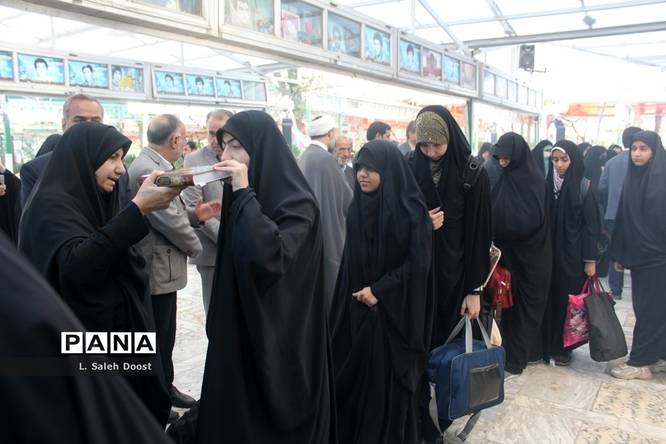 اعزام دانشآموزان مدارس دخترانه ناحیه چهار قم به اردوی راهیان نور