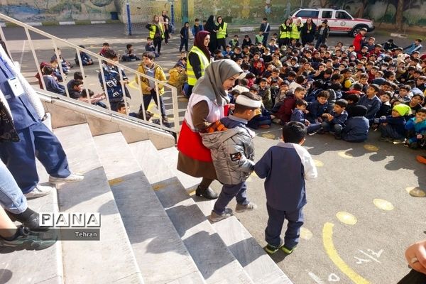 بیست و پنجمین مانور زلزله در منطقه ۱۸ تهران