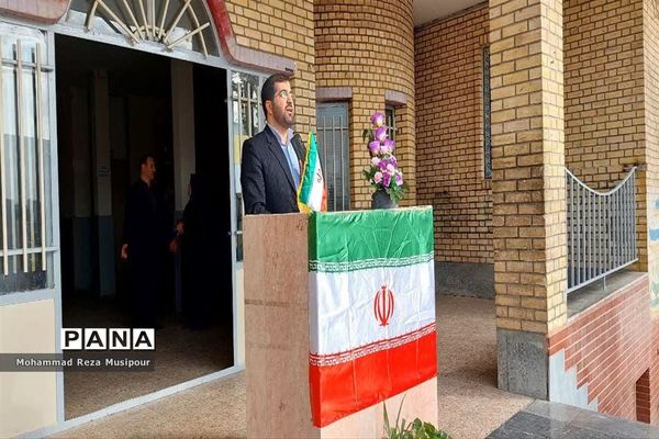 مانور سراسری زلزله در دبیرستان مسلم شهرستان ملارد