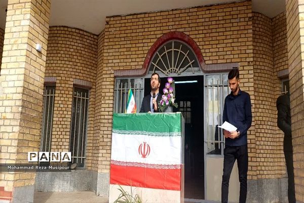 مانور سراسری زلزله در دبیرستان مسلم شهرستان ملارد