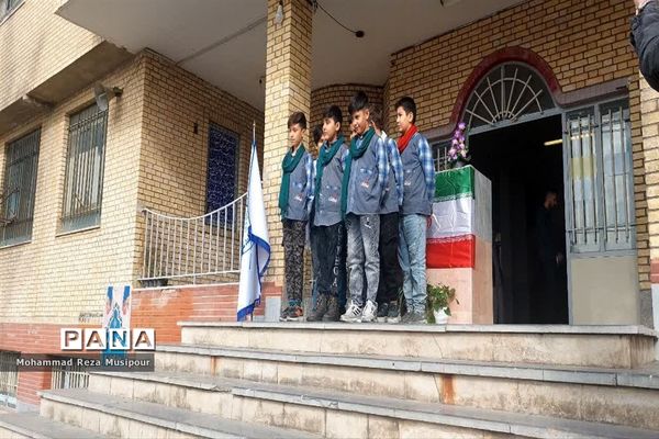 مانور سراسری زلزله در دبیرستان مسلم شهرستان ملارد