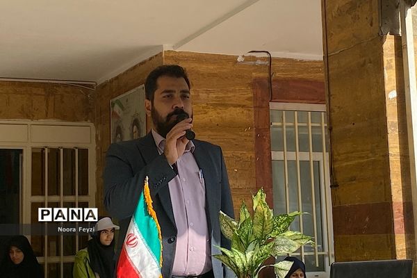 برگزاری مانور زلزله در دبیرستان بعثت ناحیه یک شهرری