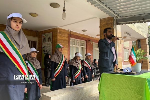 برگزاری مانور زلزله در دبیرستان بعثت ناحیه یک شهرری