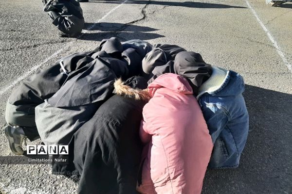 اجرای نمادین مانور زلزله در مدارس آباده
