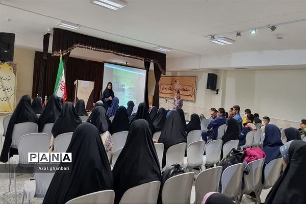 برگزاری کلاس‌های آموزش خبرنگاری و خبرنویسی ویژه دانش‌آموز خبرنگاران پانا ناحیه ۴ اصفهان