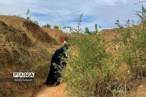 دانش‌آموزان رودهن در اردوی راهیان نور