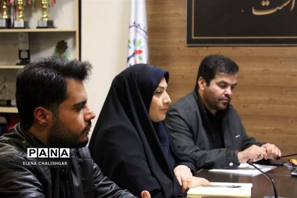 کارگاه آموزشی طرح هر مدرسه یک خبرنگار در ناحیه یک بهارستان