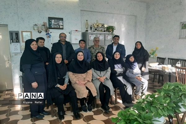 بازدید سرگروه های آموزشی از مدارس شهرستان آباده