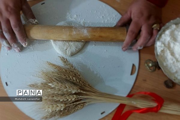 تدریس خلاقانه در دبستان حکمت نبوی ناحیه دو ری