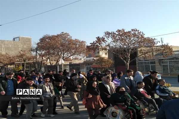 پیاده‌روی جانبازان و توان یابان شیروان به‌مناسبت روز معلولین