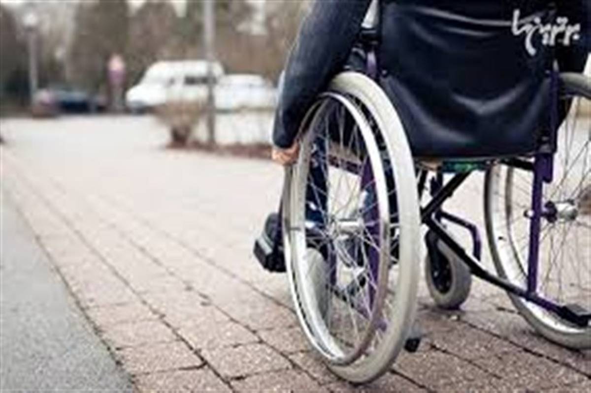 معلولان در تلاشند که شعار «معلولیت محدودیت نیست» را به واقعیت تبدیل کنند
