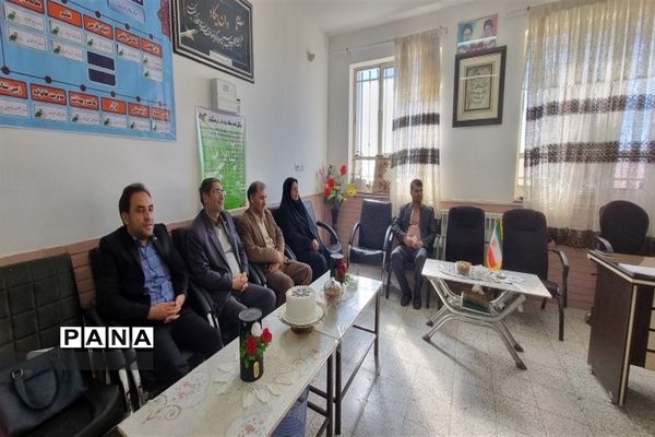 بازدید مشاور اموربین الملل مدارس سمپاد کشور از شهرستان نهبندان